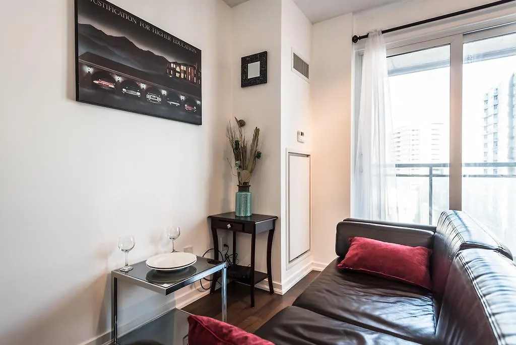 Apartment Near Rogers Centre Toronto