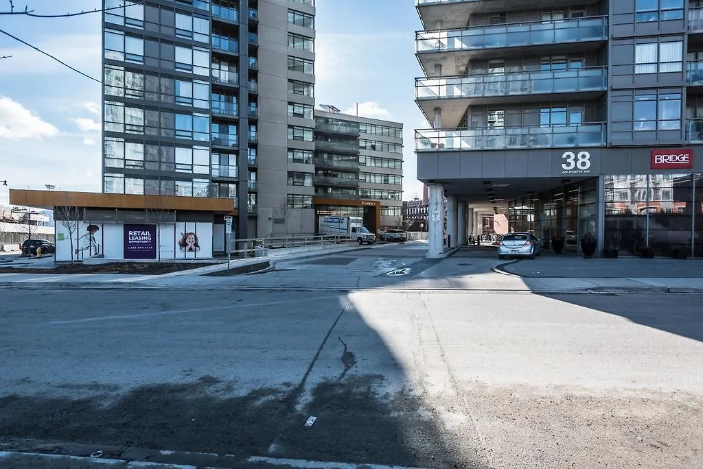 Apartment Near Rogers Centre Toronto